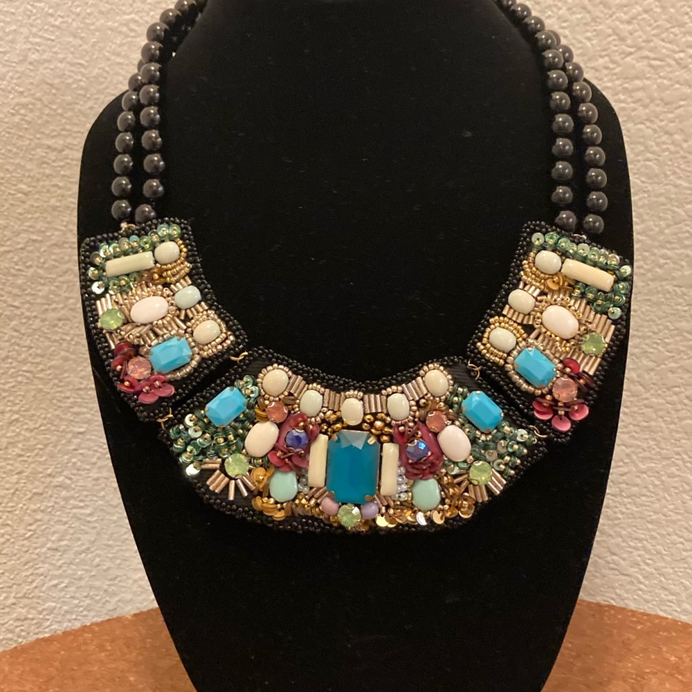 Elizabeth Wahyu Necklace